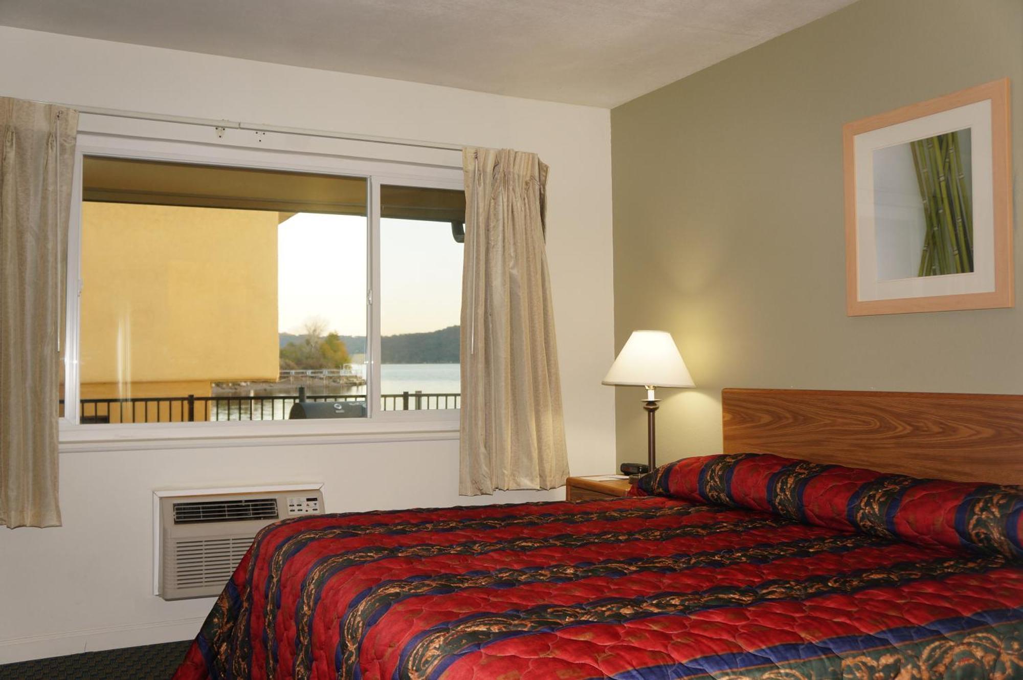 Lake Marina Inn Clearlake Oaks Стая снимка