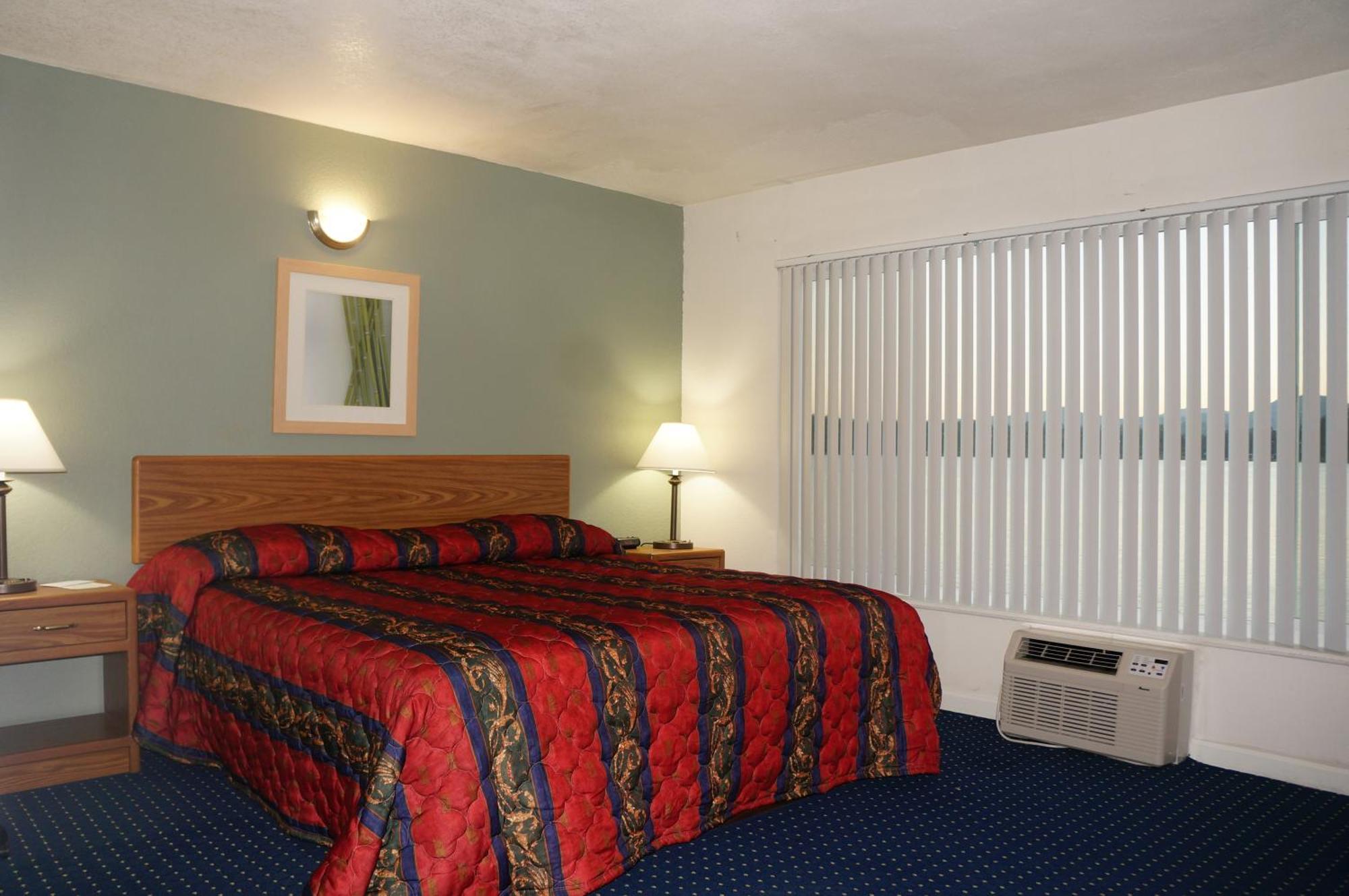 Lake Marina Inn Clearlake Oaks Стая снимка
