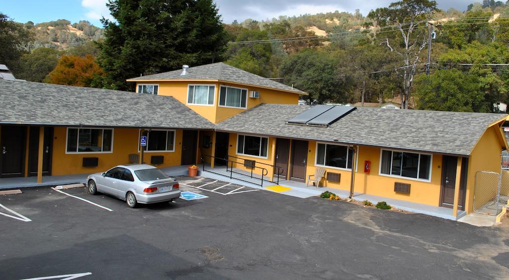 Lake Marina Inn Clearlake Oaks Екстериор снимка